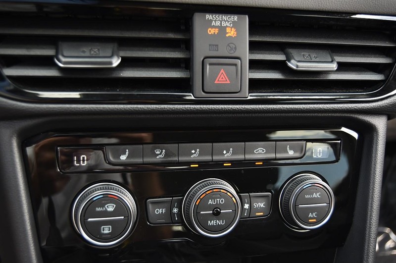 Volkswagen Taos Vehicle Image 15