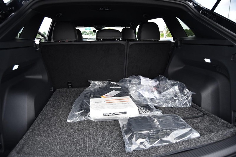Volkswagen Atlas Cross Sport Vehicle Image 23