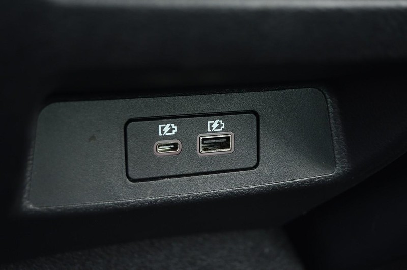 Nissan Altima Vehicle Image 23