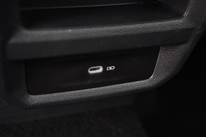 Volkswagen Taos Vehicle Image 23