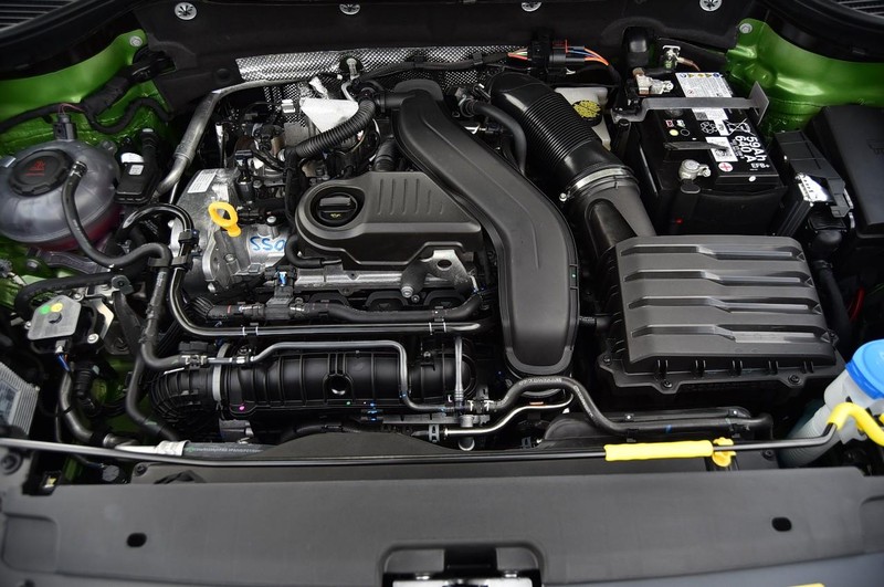 Volkswagen Taos Vehicle Image 24
