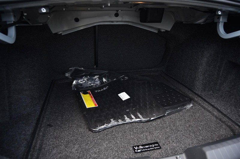 Volkswagen Jetta Vehicle Image 22