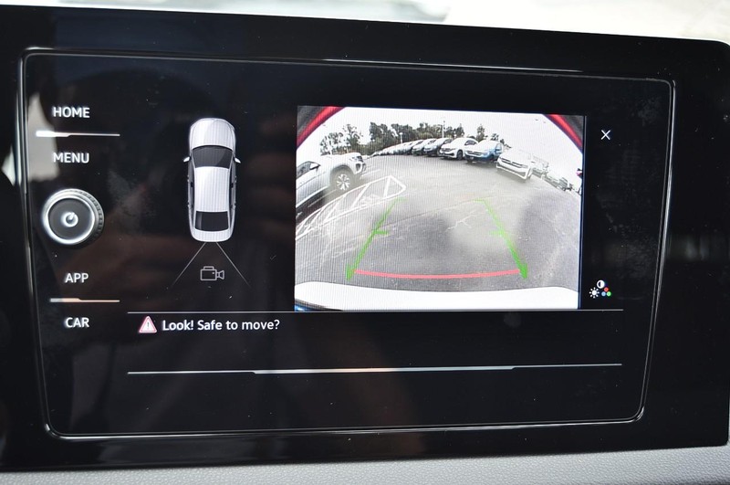 Volkswagen Jetta Vehicle Image 13