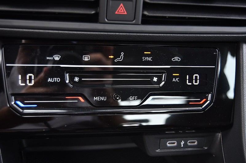 Volkswagen Jetta Vehicle Image 15