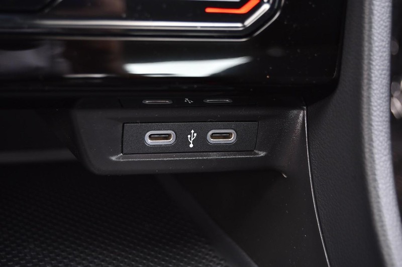 Volkswagen Jetta Vehicle Image 16