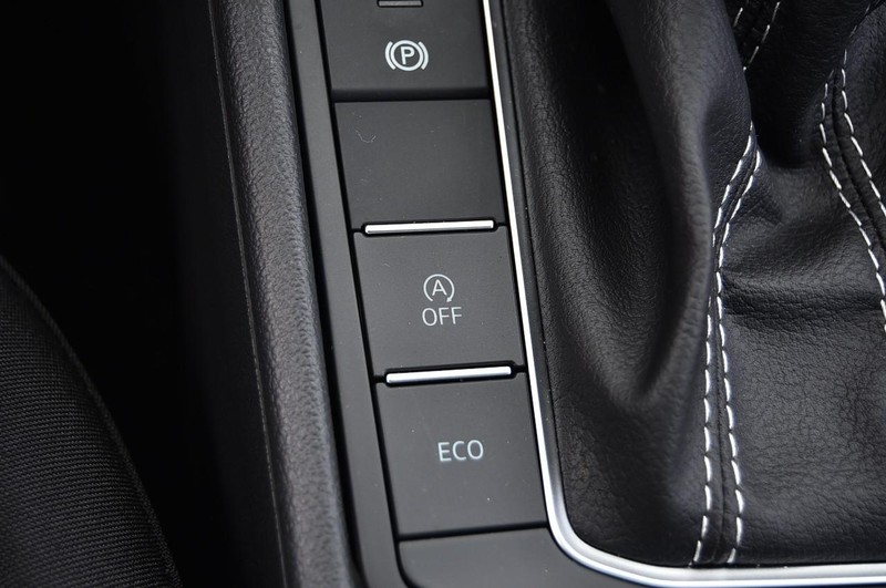 Volkswagen Jetta Vehicle Image 17