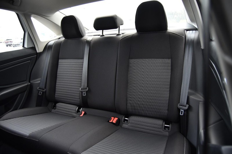 Volkswagen Jetta Vehicle Image 21