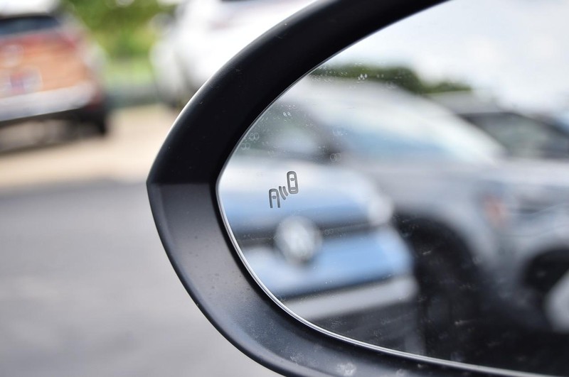 Volkswagen Jetta Vehicle Image 10