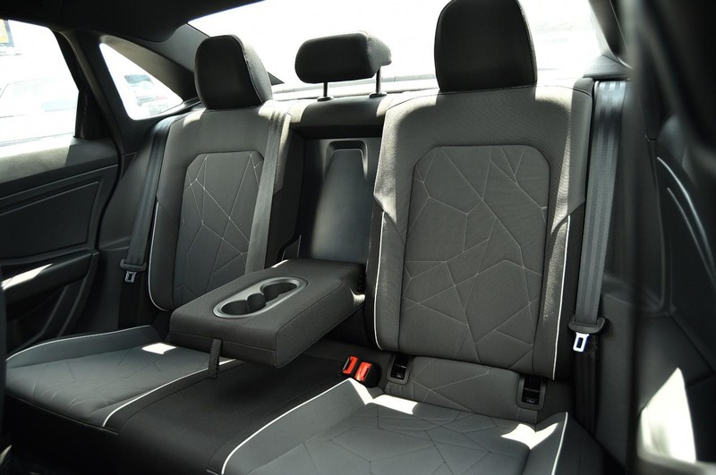 Volkswagen Jetta Vehicle Image 21