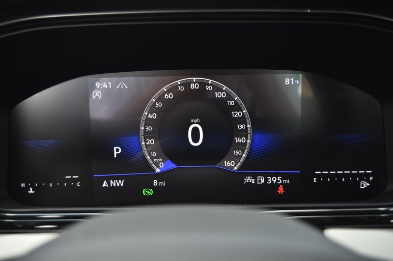 Volkswagen Taos Vehicle Image 11