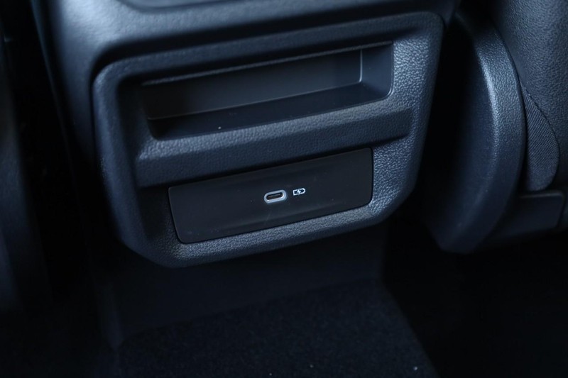 Volkswagen Taos Vehicle Image 21