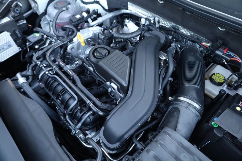 Volkswagen Taos Vehicle Image 25