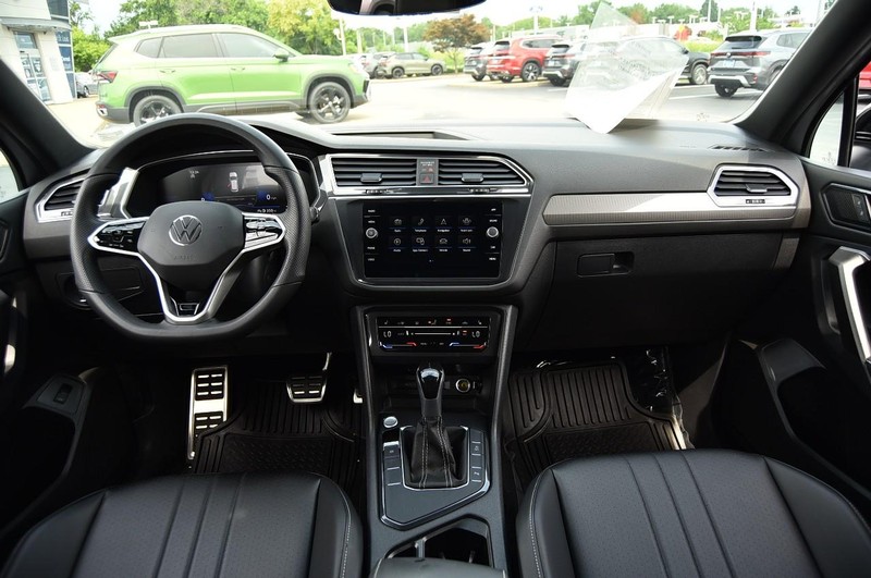Volkswagen Tiguan Vehicle Image 07