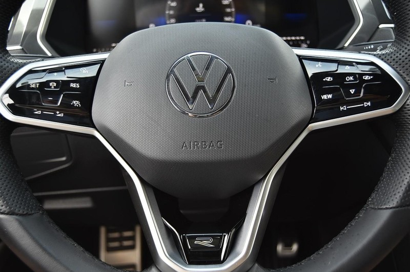 Volkswagen Tiguan Vehicle Image 18