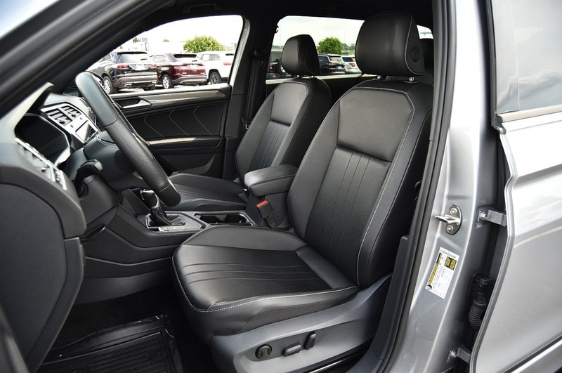 Volkswagen Tiguan Vehicle Image 19