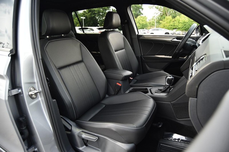 Volkswagen Tiguan Vehicle Image 20