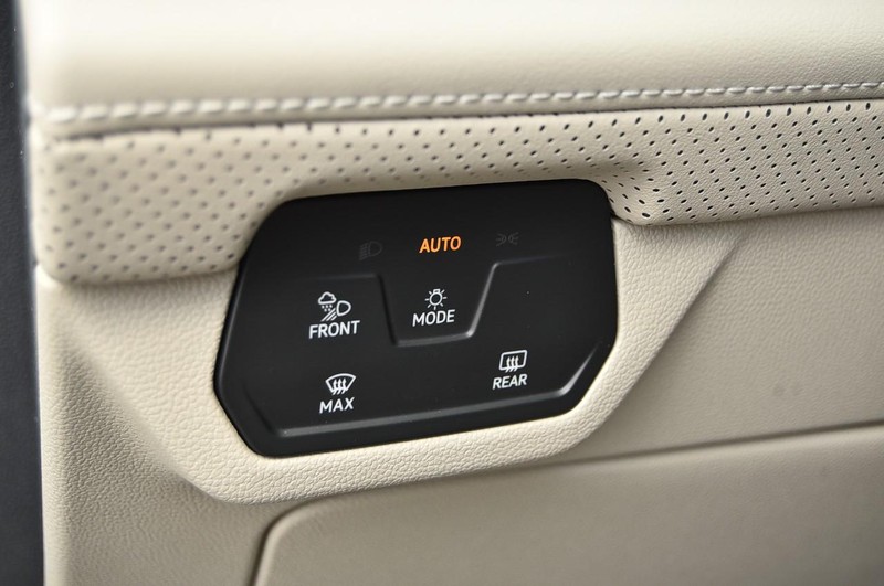 Volkswagen Atlas Vehicle Image 11