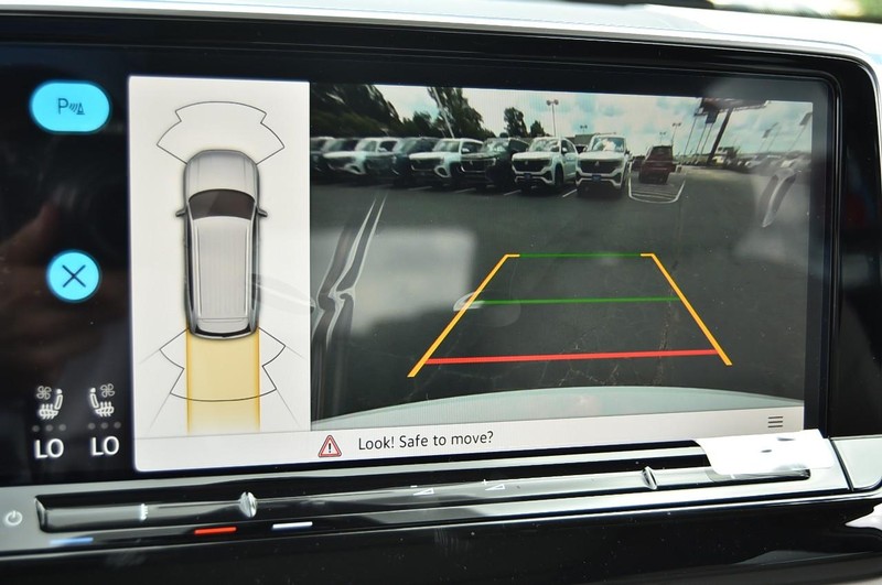 Volkswagen Atlas Vehicle Image 13