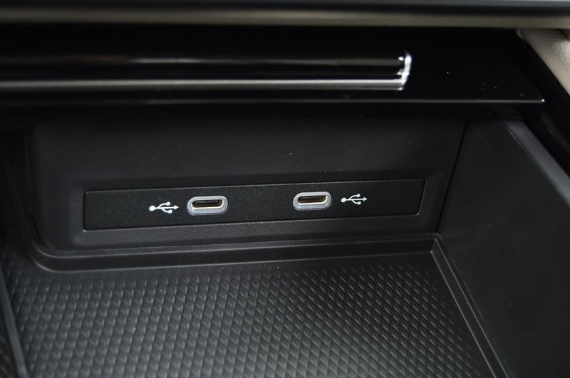 Volkswagen Atlas Vehicle Image 16