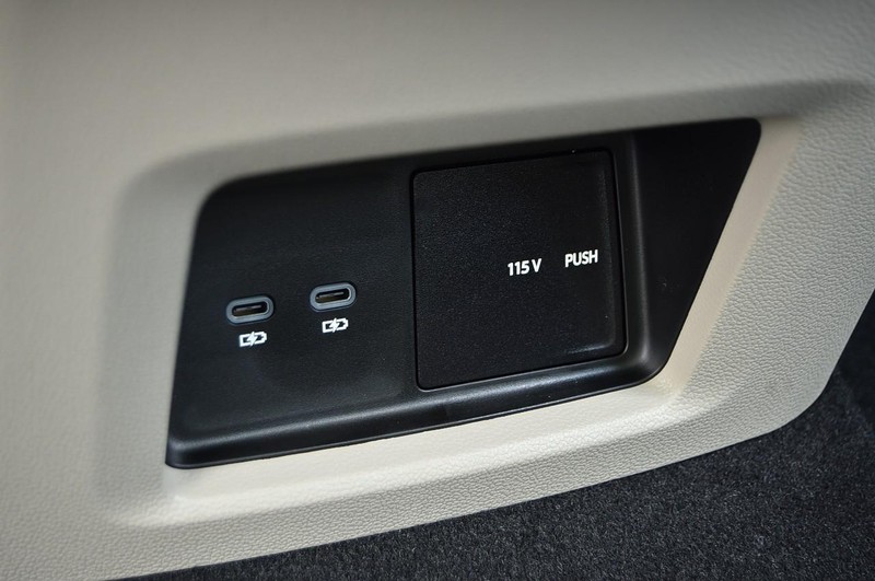 Volkswagen Atlas Vehicle Image 24