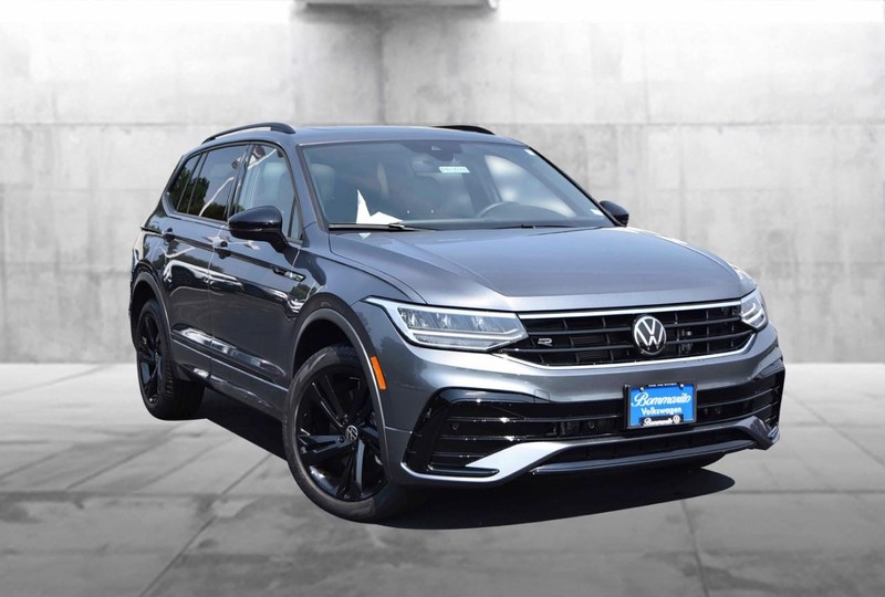 Volkswagen Tiguan Vehicle Image 02