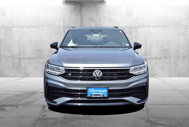 Volkswagen Tiguan Vehicle Image 03