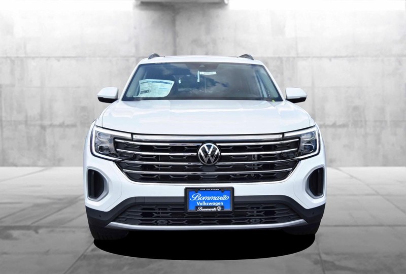 Volkswagen Atlas Vehicle Image 04