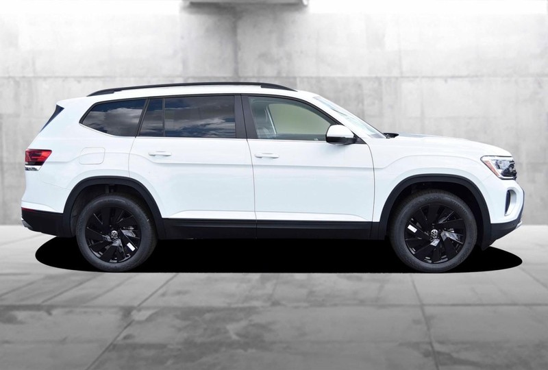 Volkswagen Atlas Vehicle Image 05