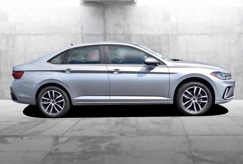 Volkswagen Jetta Vehicle Image 05
