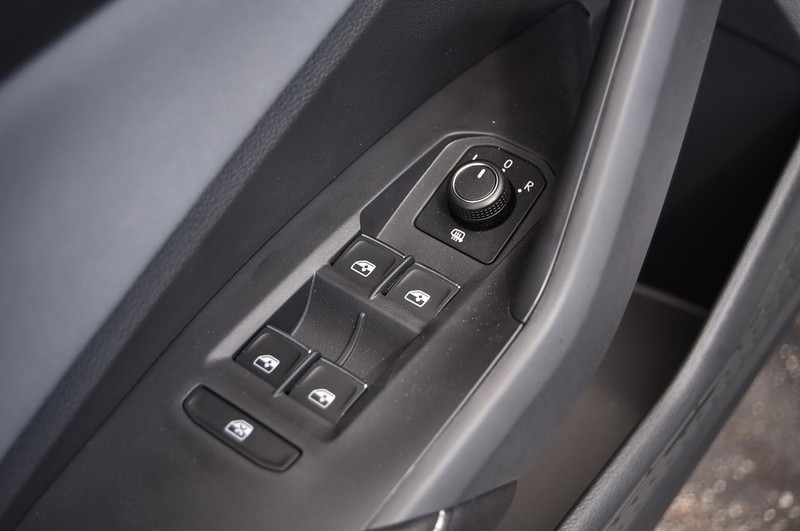 Volkswagen Jetta Vehicle Image 08