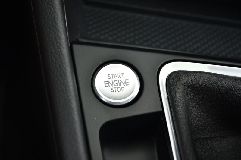 Volkswagen Jetta Vehicle Image 17