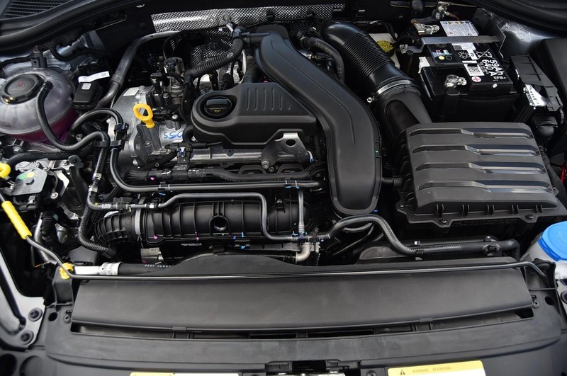 Volkswagen Jetta Vehicle Image 25