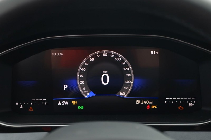Volkswagen Jetta Vehicle Image 11