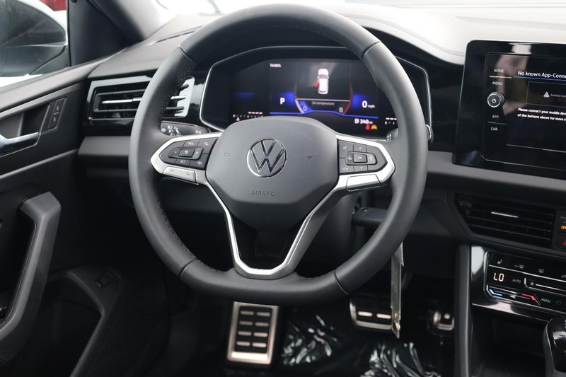 Volkswagen Jetta Vehicle Image 22