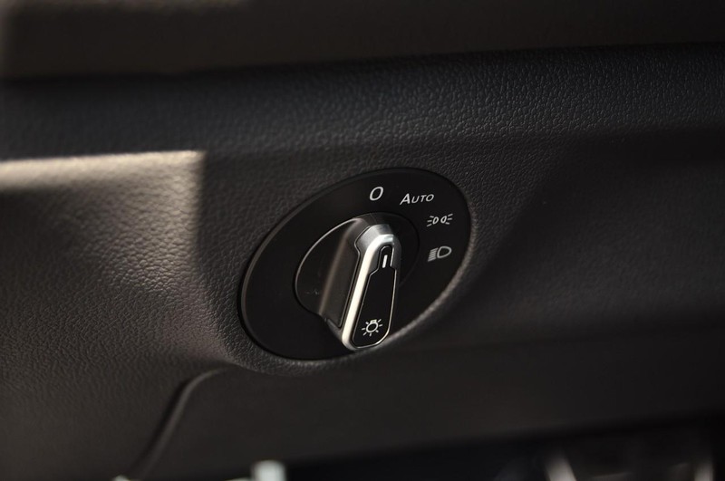 Volkswagen Jetta Vehicle Image 11