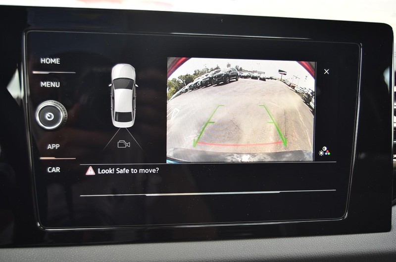 Volkswagen Jetta Vehicle Image 13