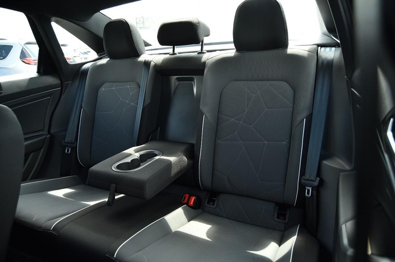 Volkswagen Jetta Vehicle Image 21