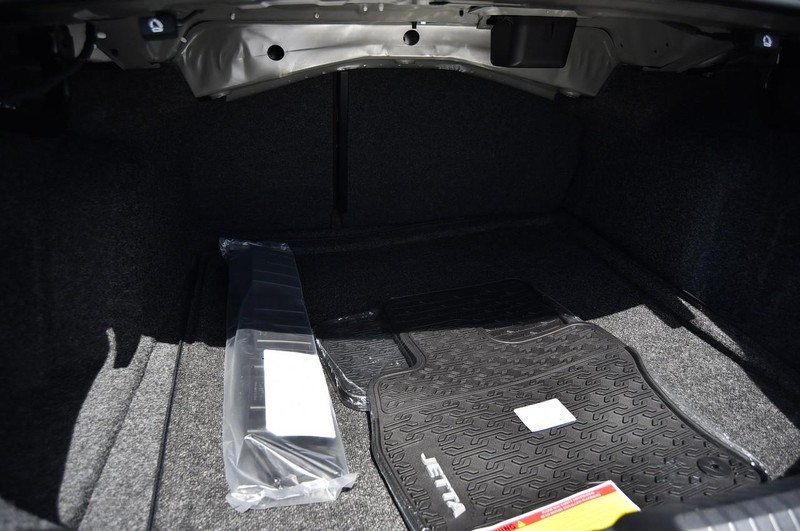 Volkswagen Jetta Vehicle Image 22