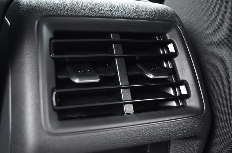 Volkswagen Tiguan Vehicle Image 19