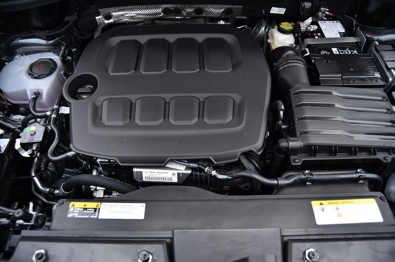 Volkswagen Tiguan Vehicle Image 22