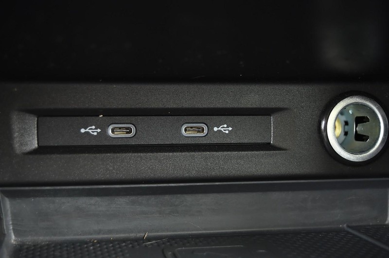 Volkswagen Tiguan Vehicle Image 15