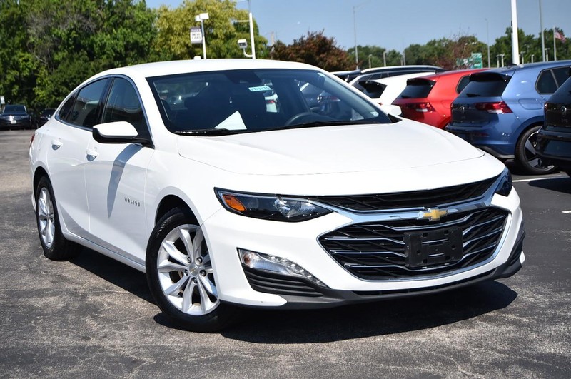 Chevrolet Malibu Vehicle Image 02