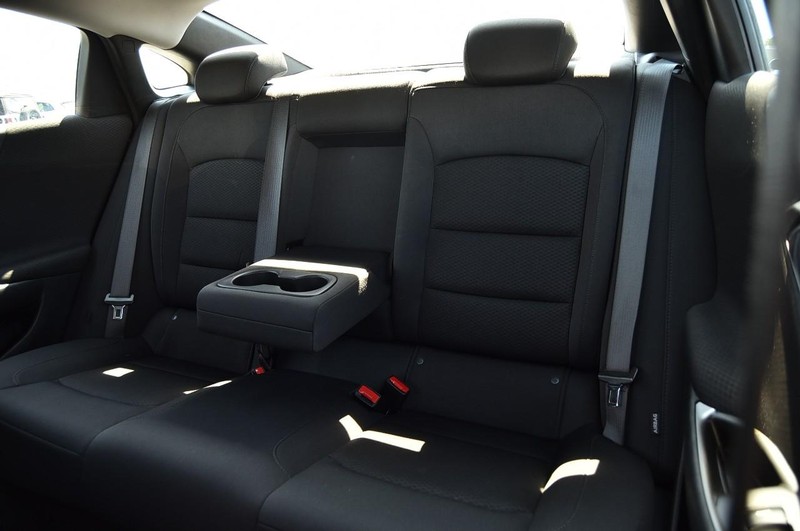Chevrolet Malibu Vehicle Image 20