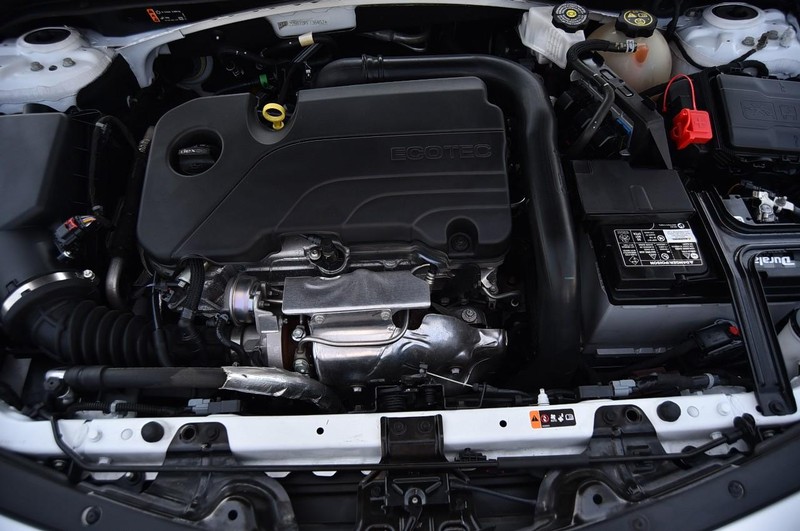 Chevrolet Malibu Vehicle Image 23