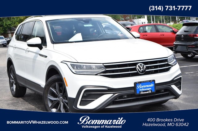 2023 Volkswagen Tiguan SE at Frazier Automotive in Hazelwood MO