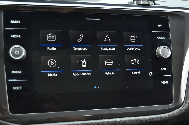 Volkswagen Tiguan Vehicle Image 13