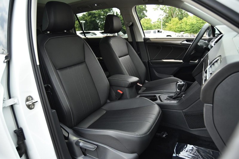 Volkswagen Tiguan Vehicle Image 19