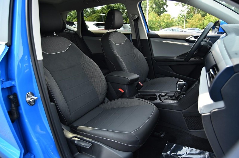 Volkswagen Taos Vehicle Image 20