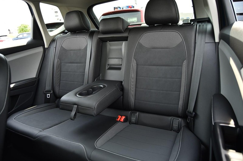 Volkswagen Taos Vehicle Image 22