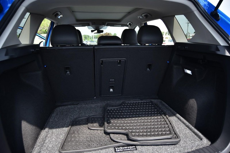Volkswagen Taos Vehicle Image 25